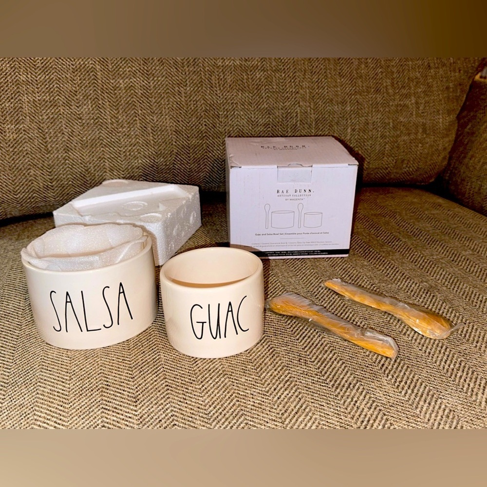 Sale NWT Rae Dunn Ceramic Salsa and Guac Bowls Set with Spoons (4 pc set total)